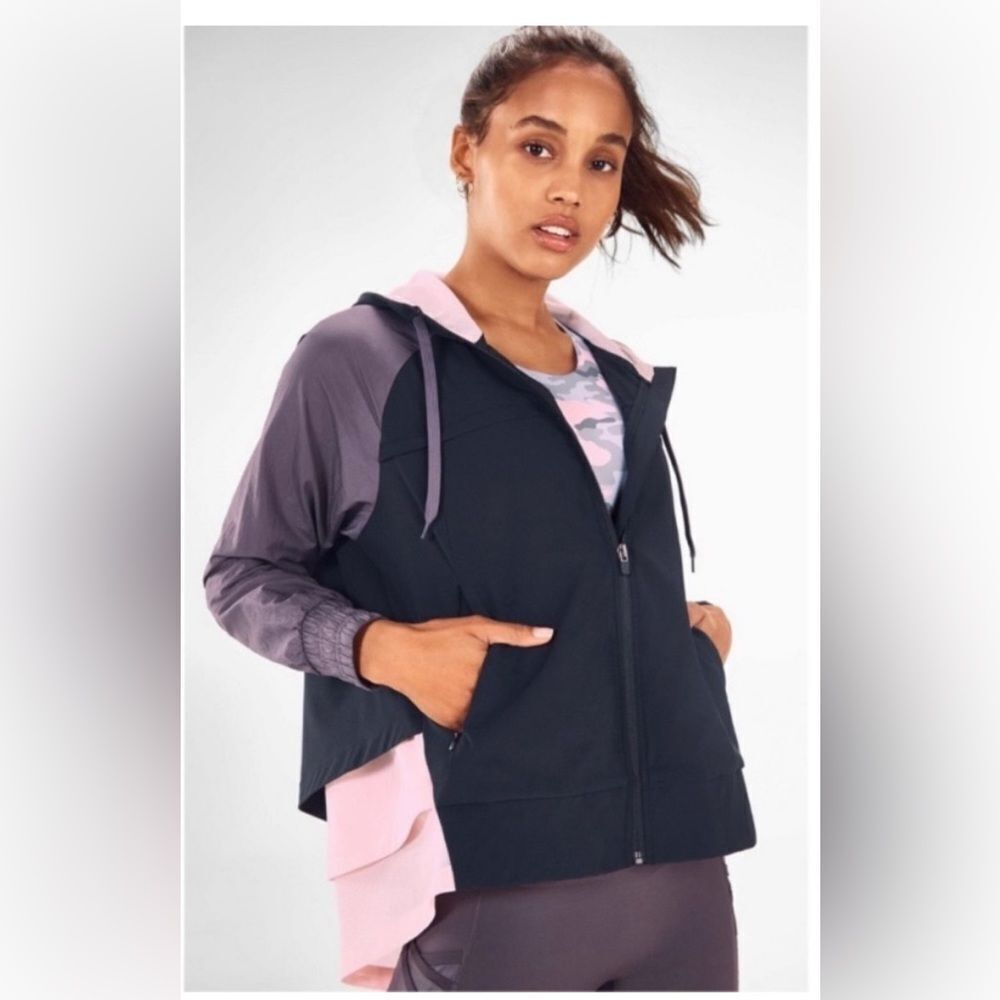 Fabletics Karen Mesh Hooded Windbreaker Women’s Size M
